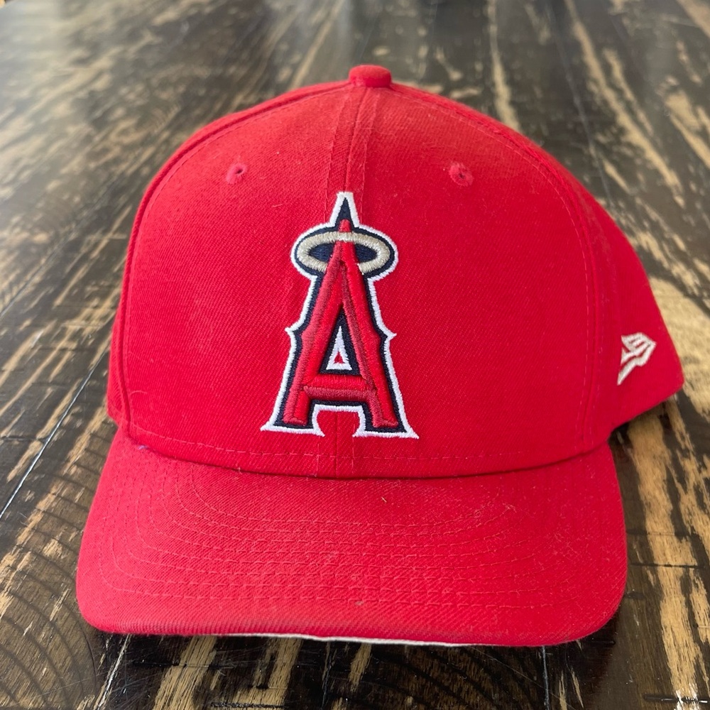NEW ERA ⭐️  RED Angels 9 Fifty Baseball Cap - SnapBack